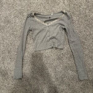 Me to We Gray Long Sleeve Crop Top